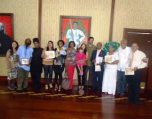Egresados de la II Cohorte del Diplomado en Saberes en Africanos y profesores